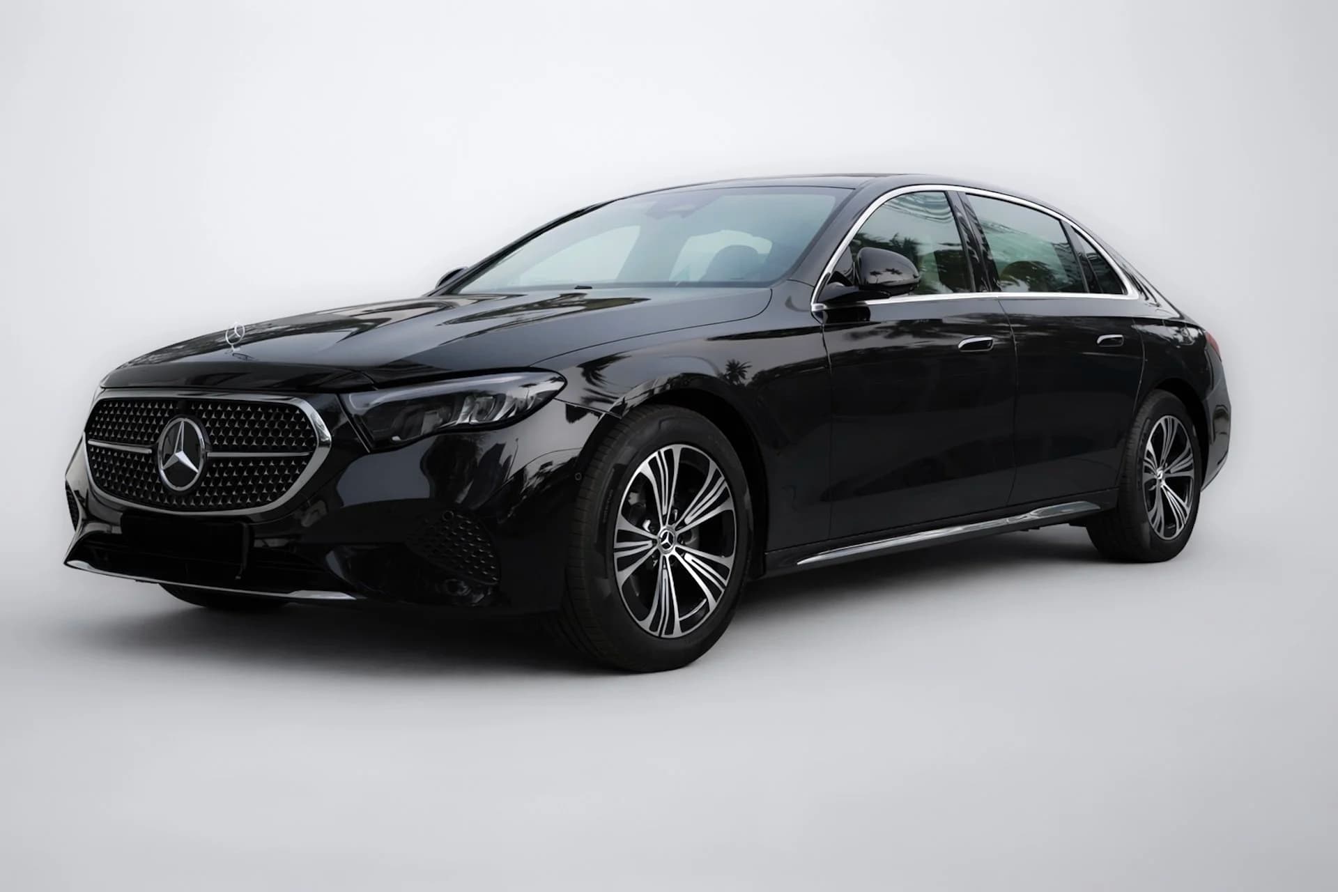 Mercedes-Benz E Class LWB for hire in Bangalore — Arista Signature Series chauffeur-driven car